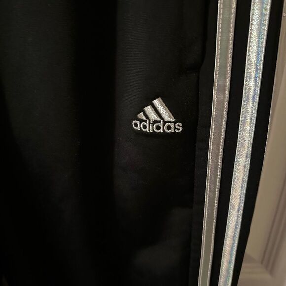 Adidas Boys Track Pants Joggers Black/Silver Size 14 - Picture 2 of 6